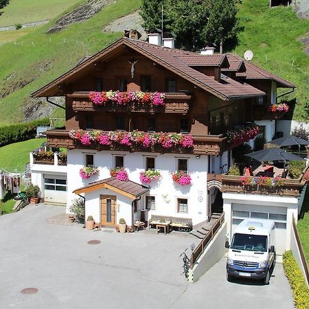 Apartmenthaus Innerkratzerhof Prägraten المظهر الخارجي الصورة