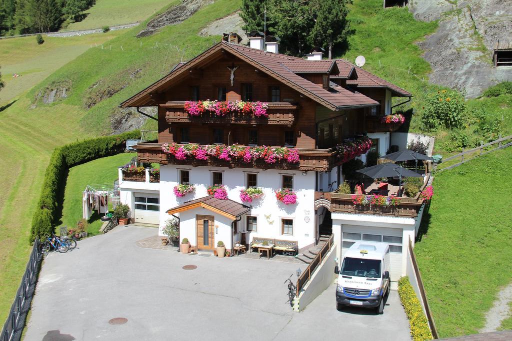 Apartmenthaus Innerkratzerhof Prägraten المظهر الخارجي الصورة
